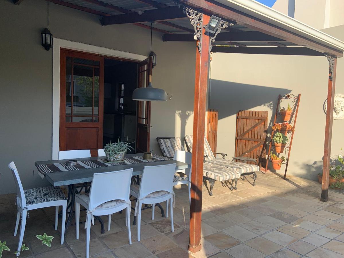 La Gratitude Self Catering Cottage フランシュホーク エクステリア 写真
