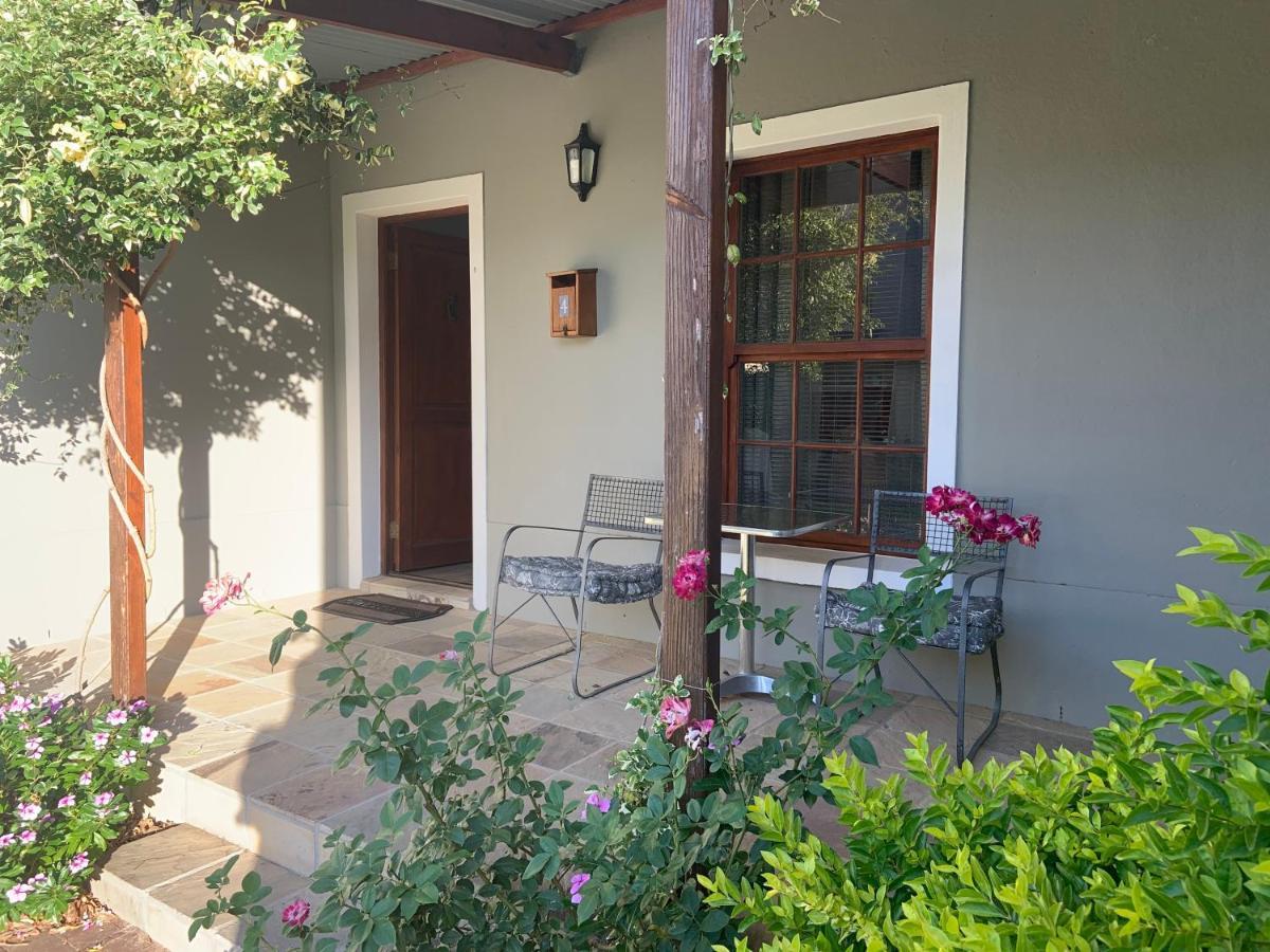 La Gratitude Self Catering Cottage フランシュホーク エクステリア 写真